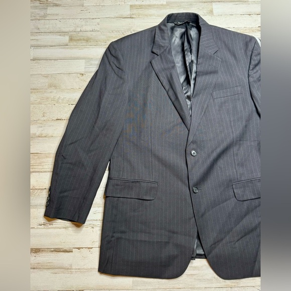 Jos. A. Bank Mens Black Wool Classic Fit Sport Coat Blazer Jacket 43R Pinstripe - Picture 3 of 11